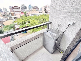 全新完工電梯套房☆台電☆租補☆機車位（第9張）