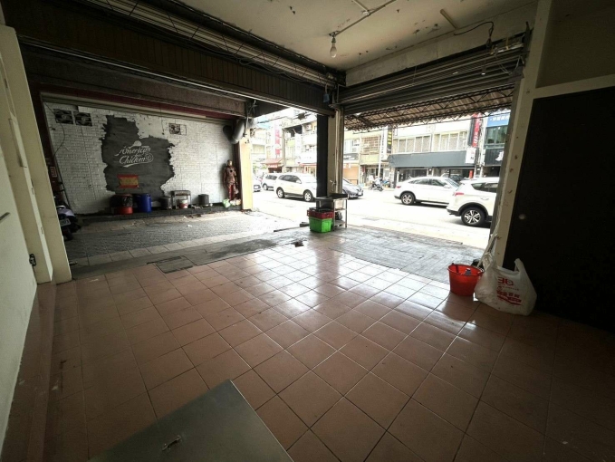 🌸正東山路｜臨文心路｜邊間透店｜黃金吃市店面人流穩定（第6張）
