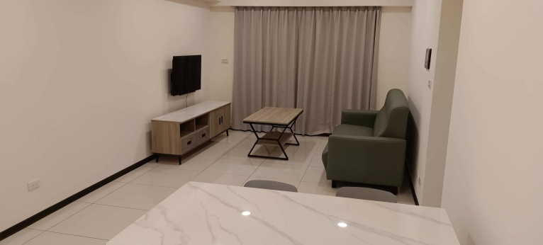 屋主自租3房2衛全新家俱可租補（第1張）