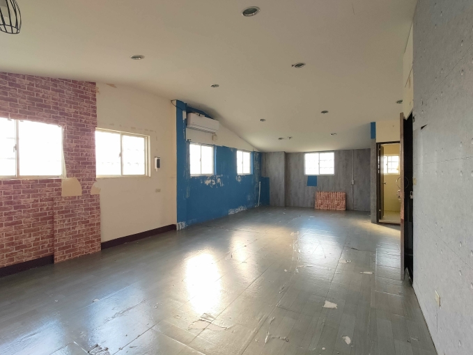 便宜、大空間!有陽台、採光明亮!高CP值!近夜市!近捷運!(第8張)