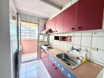 二房二廳🏠陽台獨洗🏠租屋補助🏠電梯🏠子母車🏠流理台🏠可戶籍🏠管理員🏠家具電全配（第4張）