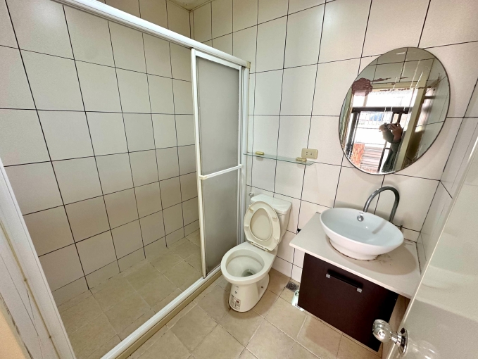 廷選好屋✨ 靜宜/弘光/中科/東海🔥採光套房✨陽台獨洗曬🔥只收女生 - Image 5