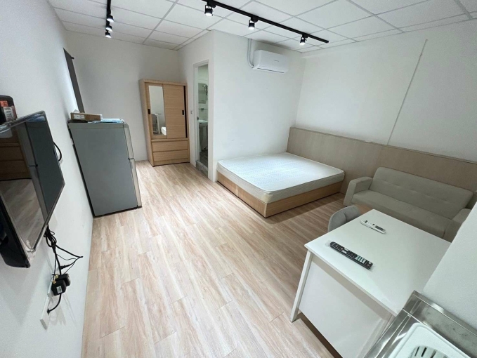 捷運西湖【採光2房2廳】新裝潢★有陽台★衛浴開窗 - Image 12