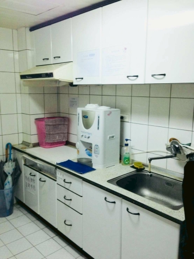 板橋新埔溫馨電梯套房(致理科大走路一分鐘)（第4張）