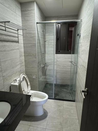 近高鐵全新裝潢大樓（第4張）