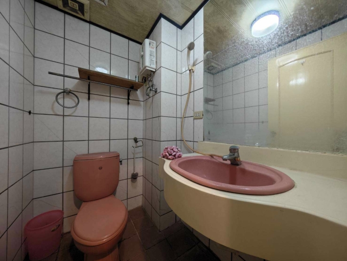 🧡請加賴🧡電梯美屋🧡租屋補助🧡台水台電🧡陽台獨洗🧡流理台🧡秒殺物件🧡（第12張）