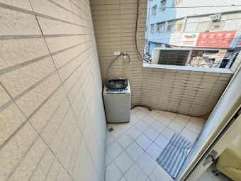 陽台獨洗✔️租屋補助✔️稀有可寵✔️電梯✔️子母車✔️飲水機（第13張）