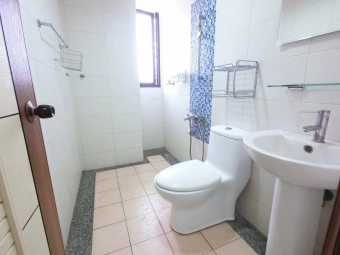 近火車站❤️可雙租補✨室內機車位✨系統裝潢✨小資學生必看（第5張）