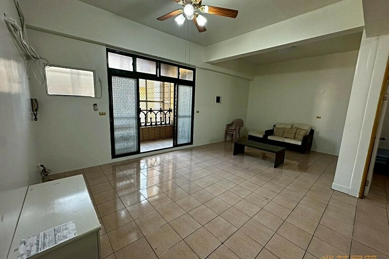 兆基社會住宅🏡一卡皮箱入住可租補（第1張）