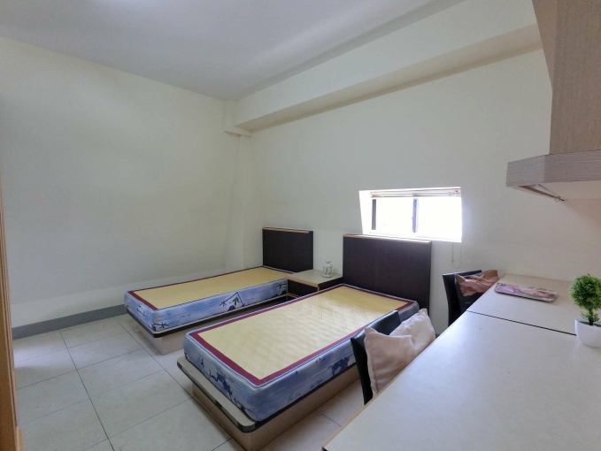 中華路❤️女生宿舍❤️電梯❤️(第1張)