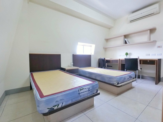 中華路❤️女生宿舍❤️電梯❤️(第3張)