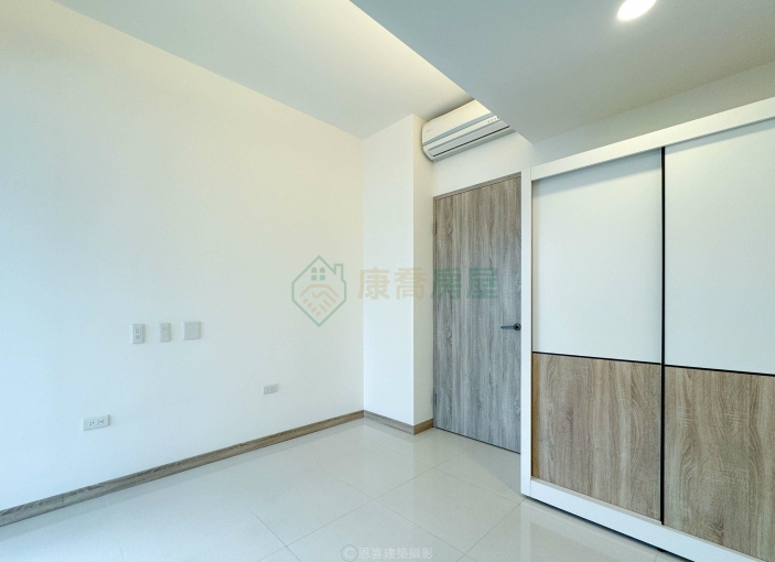 💙南港LaLaport泳池社區|寵物友善|雙主臥雙車位(第10張)
