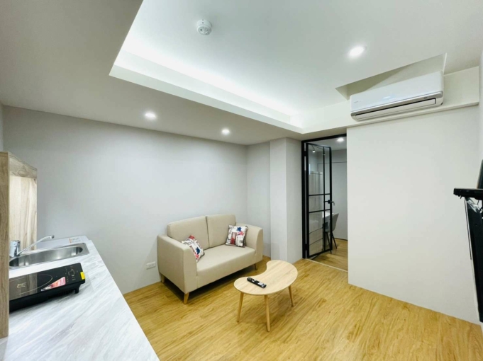 士林區.芝山站.低樓層.舒適設計感1房1廳1衛2F（第1張）