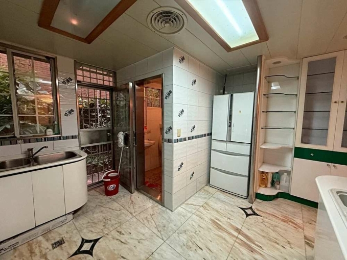 租屋找77✿藝文稀有!社區最大坪數透天,可寵 - Image 4
