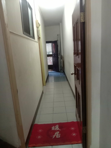對外窗與落低地窗，房間出租（第1張）