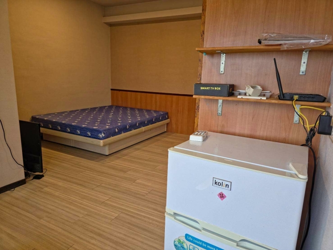 永和區.捷運頂溪站.樂華靜巷內.大採光套房503 - Image 4