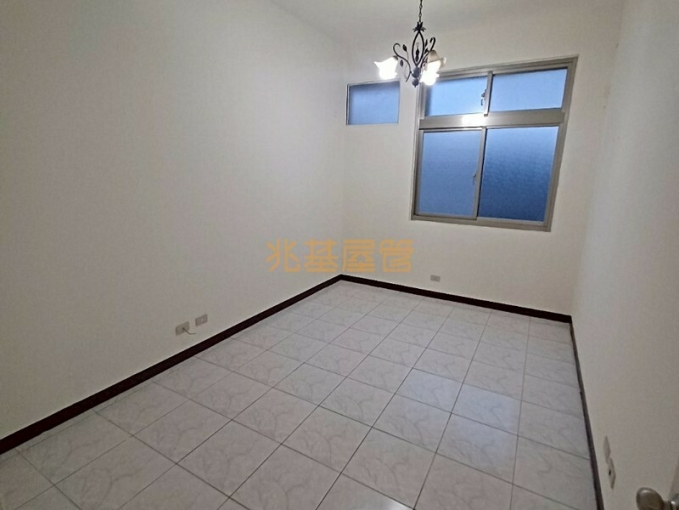 兆基社會住宅🏠⛳️歐鄉別墅~兩層乾淨大四房好停車~⛳️（第8張）