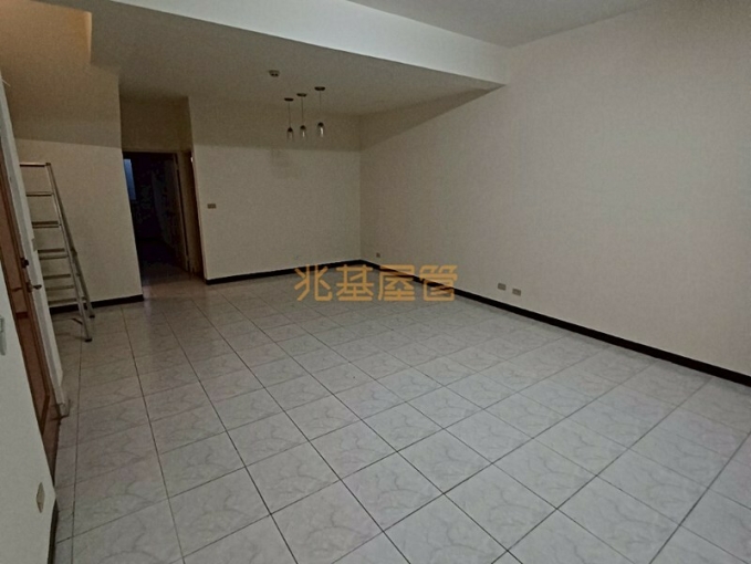 兆基社會住宅🏠⛳️歐鄉別墅~兩層乾淨大四房好停車~⛳️（第2張）