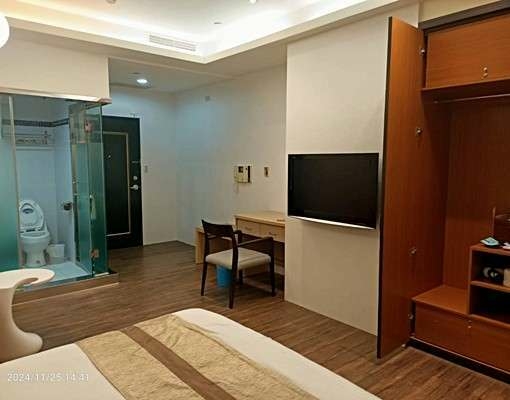 三多商圈【高雄85大樓】精緻獨立套房可租補（第6張）