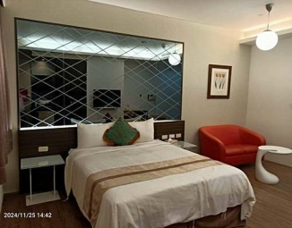 三多商圈【高雄85大樓】精緻獨立套房可租補（第5張）