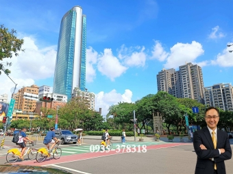 【租】公益路｜勤美誠品｜朝南｜大面寬｜挑高一樓店面（第12張）