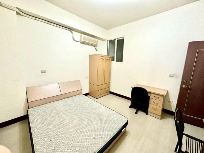 🎉竹北蛋黃區電梯套房/衛浴乾濕分離/室內機車位/飲水機/垃圾集中🎉 - Image 2