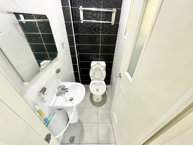 @租補@採光@陽台獨洗曬@流理臺@飲水機@子母車 - Image 7