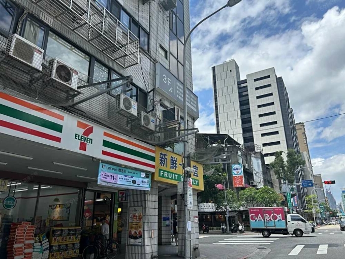 南京復興/松江南京MRT|白金漢邊間採光三房住辦（第1張）