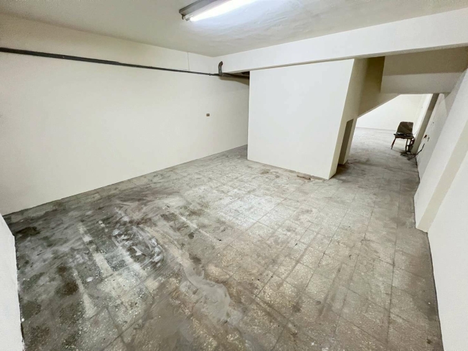 正青島路🍀大坪數地下室🍀適工作室、倉庫（第5張）