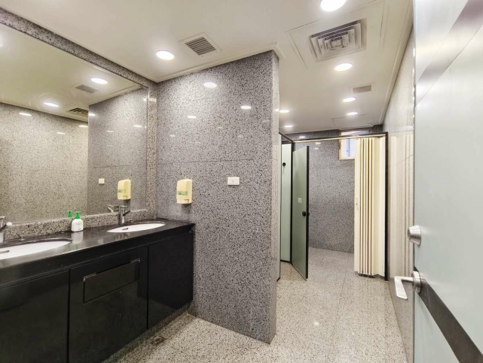 ☆捷運松江南京站☆挑高明亮空間、一層一戶(第14張)