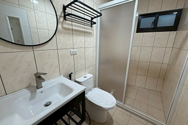 租屋找77✿夜市全新稀有1樓,陽台獨洗,垃圾集中（第5張）