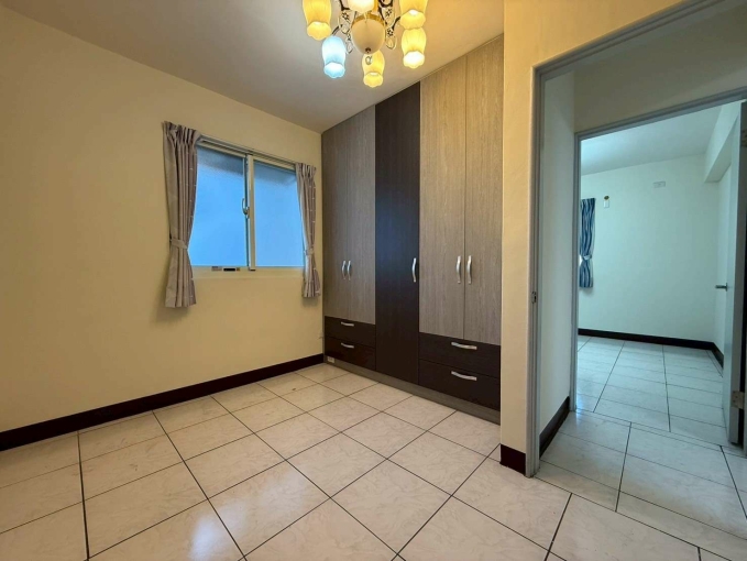 便宜秒殺好宅😍3房2廳2衛✅台水電✅室內大空間✅系統收納櫃✅生活機能佳（第4張）