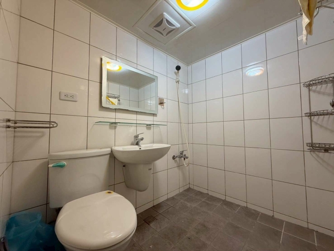 便宜秒殺好宅😍3房2廳2衛✅台水電✅室內大空間✅系統收納櫃✅生活機能佳（第9張）