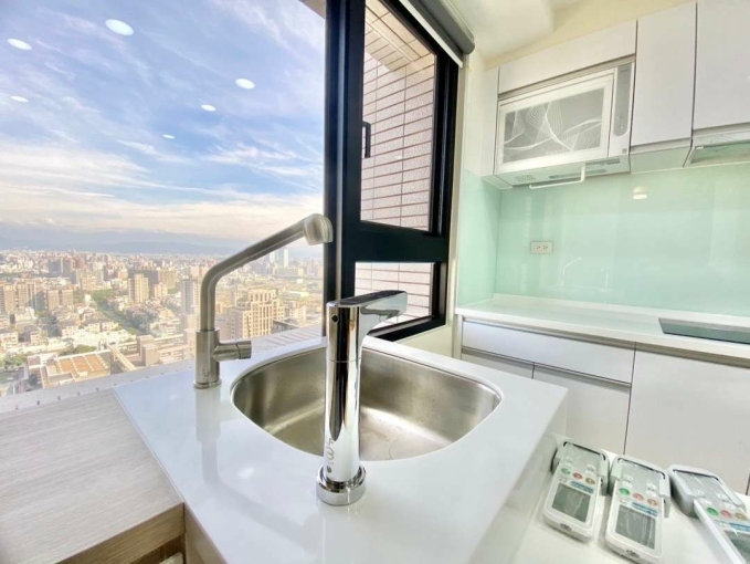 二房二廳🍀無限棟距🍀家具電全配🍀平面車位🍀浴缸🍀機車位🍀可報稅可戶籍🍀租屋補助（第5張）