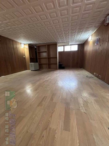 園區光復路龍山社區透天五房花園別墅出（第5張）