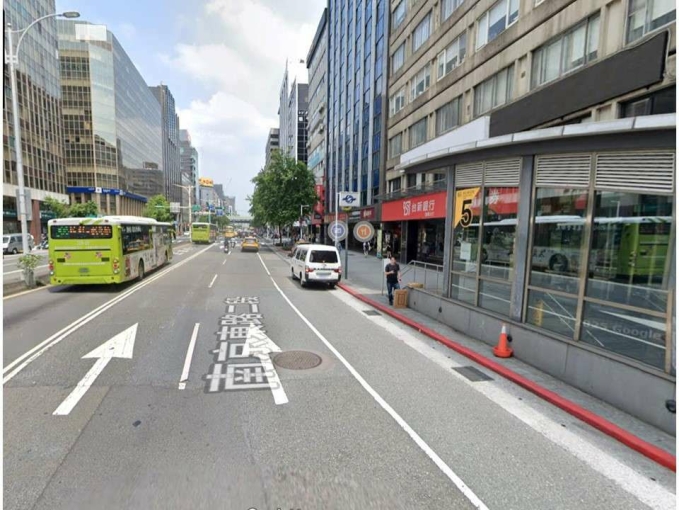 @@松江南京捷運商圈旁*三角窗金店面(第2張)