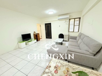 🎉近新竹大遠百、城隍廟/三房只要25000/有電梯/一層兩戶/室內固定兩個機車位🎉（第4張）