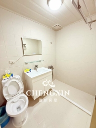 🎉近新竹大遠百、城隍廟/三房只要25000/有電梯/一層兩戶/室內固定兩個機車位🎉（第7張）