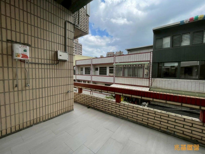 兆基社會住宅🏠【超稀有大透天】樓使用空間大|庭院好停車(第12張)