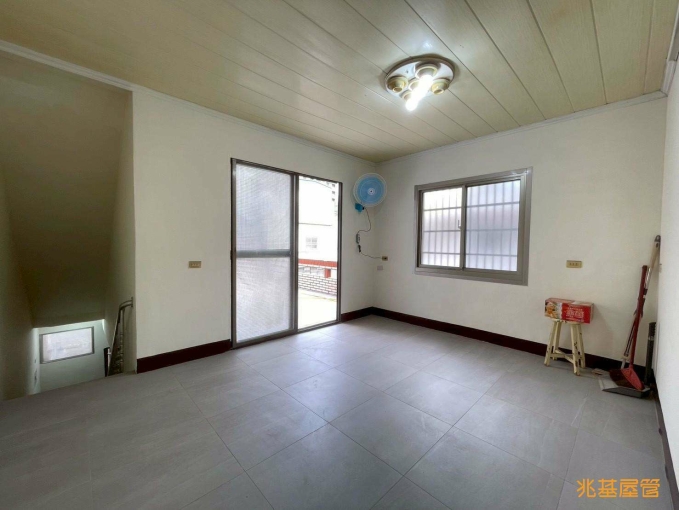 兆基社會住宅🏠【超稀有大透天】樓使用空間大|庭院好停車(第4張)