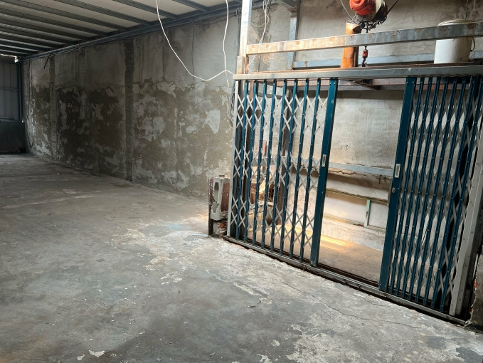 生醫園區旁金店面（第8張）