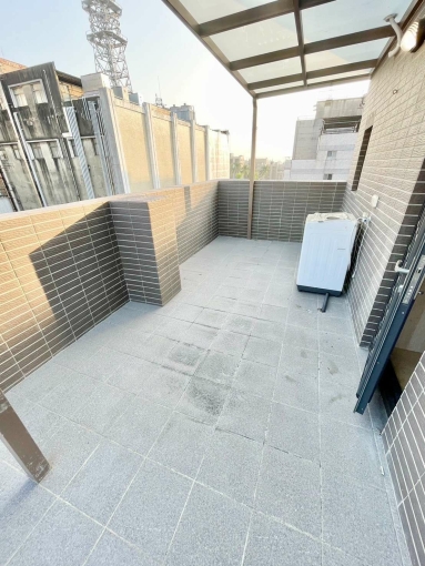 雙租屋補助🍀電梯🍀子母車🍀大露臺🍀陽台獨洗🍀乾溼分離🍀流理台🍀室內機車位🍀可戶籍報稅（第8張）