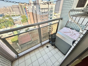 南區稀有✨限女✨可租補✨台水電✨陽台獨洗✨24小時管理員（第3張）