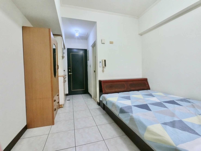 可短租半年✨限女✨可租補✨秒殺稀有台水電✨陽台獨洗✨全新變頻冷氣（第7張）