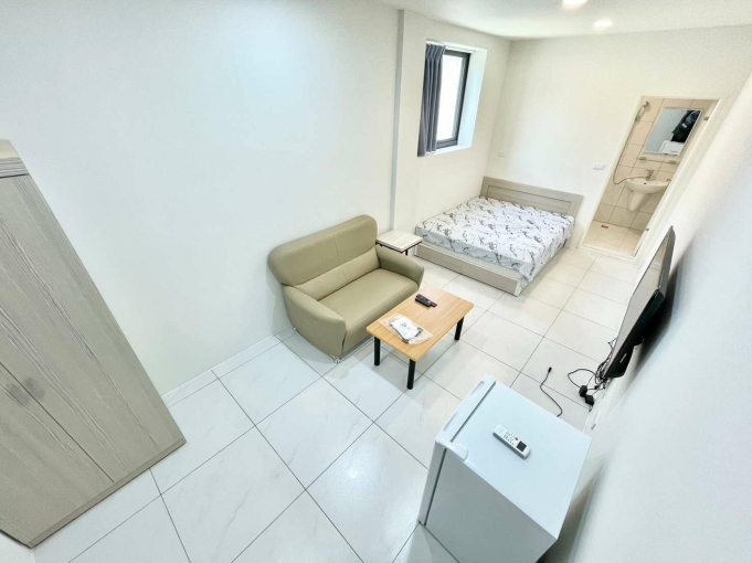 魚香肉絲配雞腿✨可貓貓🐈獨立洗衣⚡可租補💕近新光 遠百⚡宇你相見 - Image 3