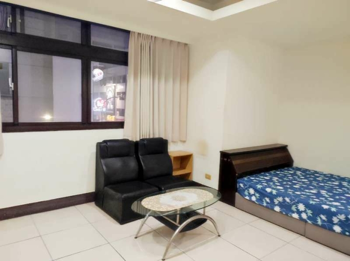 ✨自租勤美誠品綠園道 ✅全新變頻冷氣⭐衛浴有窗乾濕分離（第1張）