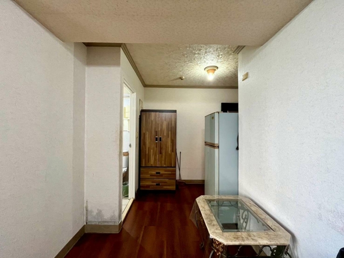 可租補｜有流理臺｜入門玄關｜室內9坪套房含管 - Image 3