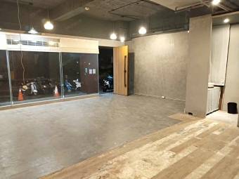 @@中山國小捷運商圈旁*大面寬金店面（第4張）