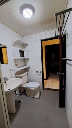 屋主自租4台一級節能變頻冷!暖!氣機/電梯高樓層/邊間 - Image 15