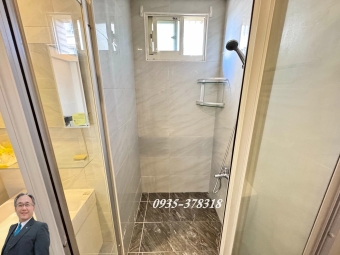 【租】民俗公園全聯(電梯)前大陽台-套房 (不寵)  請洽 : 0935-378318（第8張）